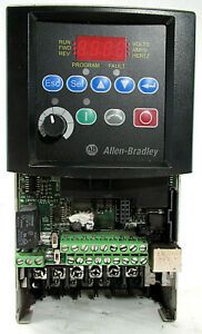 Allen-Bradley Powerflex 40 AC Drive 22B-D2P3N104 Series A~ For PARTS /REPAIR