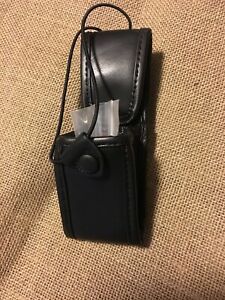 Uncle Mike&#039;s Laminated radio case fixed belt loop size 4 New!