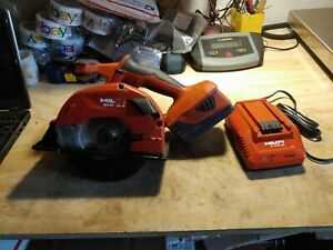 Hilti SCM 18-A Metal cutting Cordless Saw Tool with Battery and a charger.