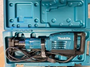 Makita 14 Amp 1-1/8 in. Hex Corded Variable Speed 35 lb. Demolition Hammer +Case