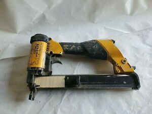 Bostitch Model 438S4-1 Pneumatic 1/2&#034; Crown Stapler