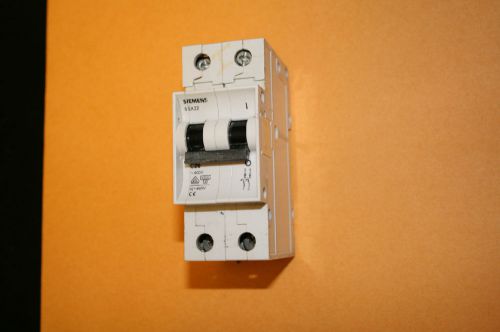 USED GOOD 20A SIEMENS TWO POL CIRCUIT BREAKER OVERLOAD FUSE