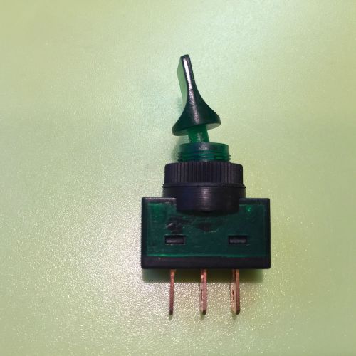 TOGGLE SWITCH  12V 20A ** GREEN ** ILLUMINATED  ON / OFF 12mm DASH / PLATE MOUNT