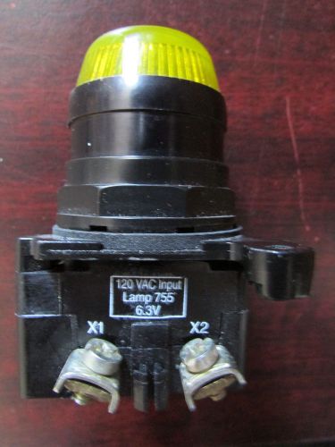 EATON CUTLER HAMMER 30mm Yellow Indicator Glass Lens w/ LED Bulb E34FB197L YG74