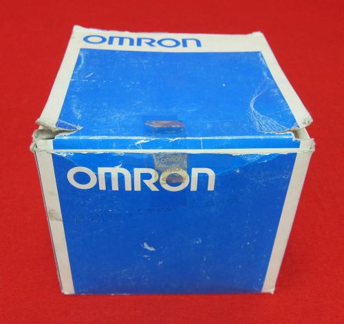 New Open Box Omron C200HS-CPU01-E SYSMAC Programmable Controller  #232
