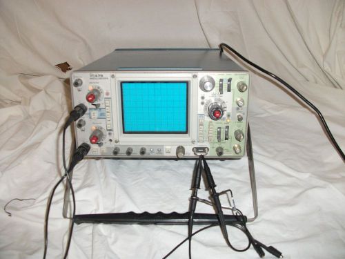 Tektronix 475 200mhz oscilloscope w/power cord and 2 probes good for sale