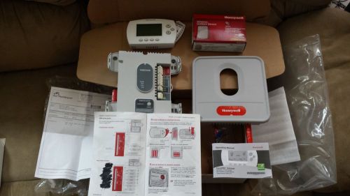 HONEYWELL THM5320R 1000 Redlink Wireless Thermostat system. Free shipping in USA
