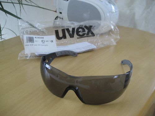 UVEX PHEOS Glasses Smoke Grey Lens Safety Cycling Ski Sunglasses Specs