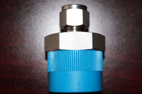 Swagelok male connector, 3/8 tube x 1 npt ss-600-1-16 for sale
