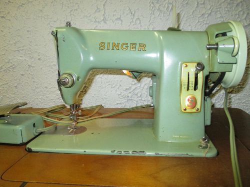 Singer 185J Green Semi-Portable 3/4 Heavy Duty Industrial Sewing Machine