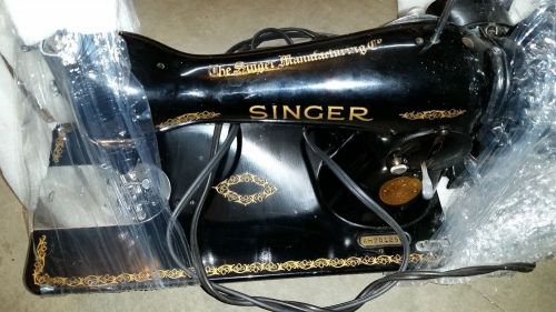 Vintage Singer HD Sewing Machine