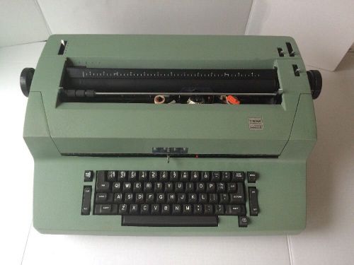 Vintage IBM Green Correcting Selectric II Dual Pitch Typewriter 8X
