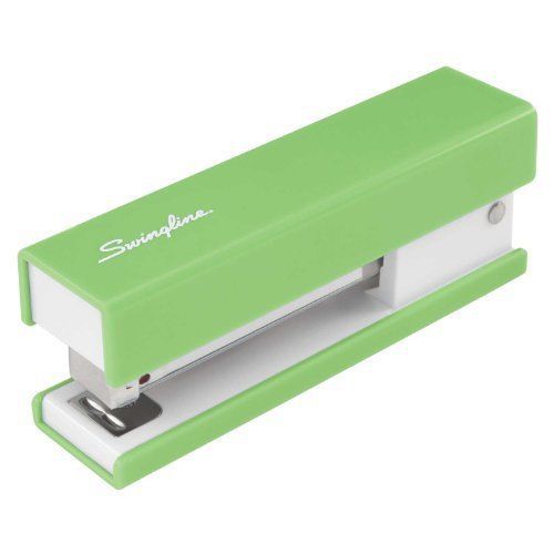 Swingline fashion desktop stapler - 20 sheets capacity - 105 staples (87827) for sale