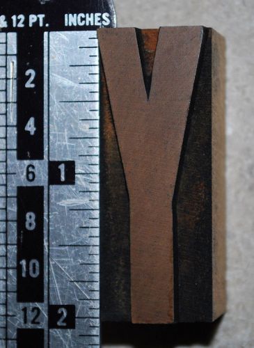 Vintage / Antique Letterpress Wood Printer&#039;s Type &#034;Y&#034;.  2&#034; tall, 12 line