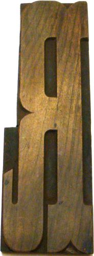 Letterpress wood 8 1/4&#034; letter &#039;r&#039; block **superb rare hand carved typeface** for sale
