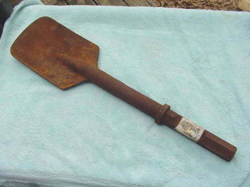 Large jack hammer shovel nose bit-1 1/8&#034; hex-new never used-nice! for sale