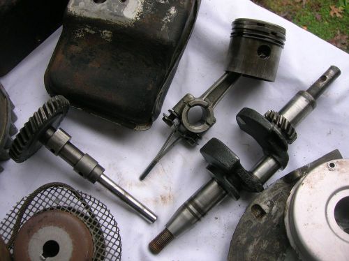 Vtg Antique Briggs Stratton Small Engine Parts Model 5s