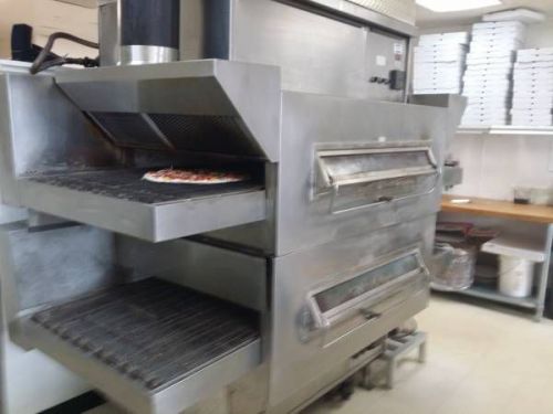 MIDDLEBY MARSHALL PS-360 CONVEYOR PIZZA OVEN PIZZERIA STOVE DETROIT  W/ HOOD