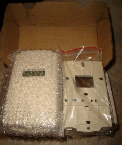 Co2 sensor/controller telair ventostat 8002 for sale