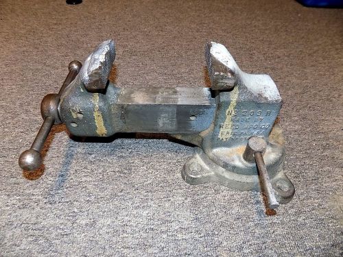 Vintage Reed MFG Co. No. 203 R Bench Vise w/ 3&#034;-Jaw Width 5&#034; Opening