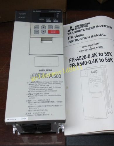 NEW Mitsubishi inverter FR-A520-0.4K 220V 0.4KW for industry use