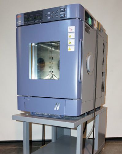 Espec SH-241 temperatue humidity chamber