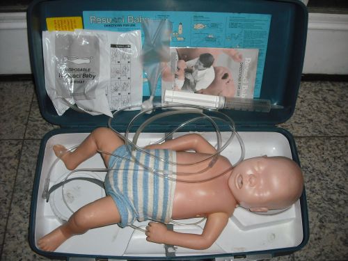 RESUCSCI BABY IN HARD CASE COMPLETE WITH EXTRAS EMT TRAINING MANIKIN XL COND