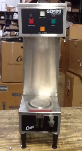 WILBUR CURTIS GEMINI 230A SINGLE SATELLITE COFFEE BREWER WITH HOT WATER FAUCET