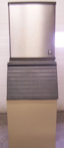 Nice used manitowoc qy0425w  ice machine with a c420  bin for sale