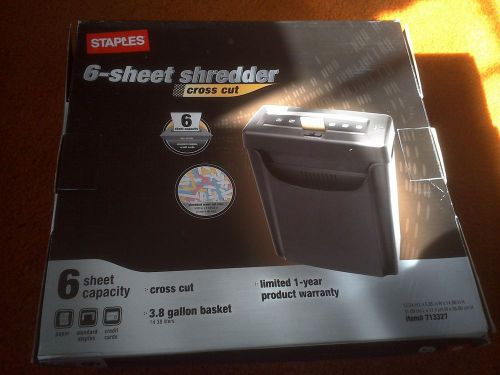 NEW Staples 6-sheet Shredder