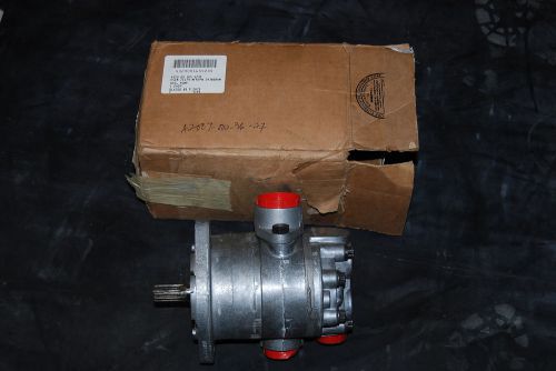 Cessena hydraulic pump 24386ram nsn 4320-00-165-4235 new for sale