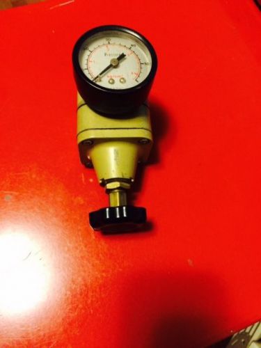 Norgren 11-018-100 air pressure regulator with gauge for sale