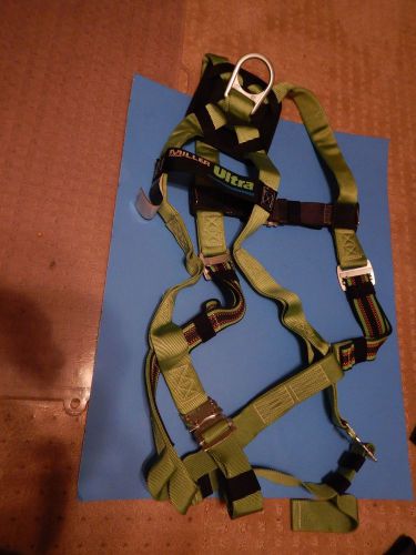 Miller Ultra Fall Protection Harness date of manufacture 10/3/06 max weight 400