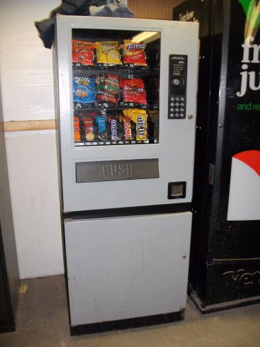 Automatic Products &#034;C&#034; series snack machine
