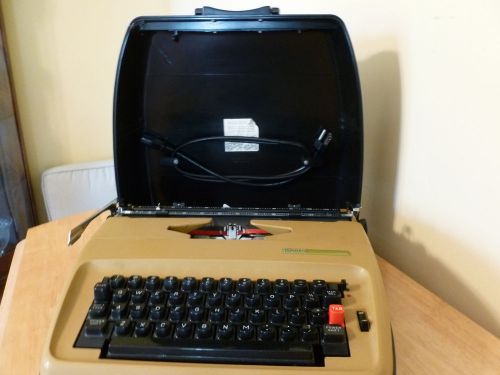 Sears Electric 1 Typewriter 161.53202. Works! New black/red ribbon!