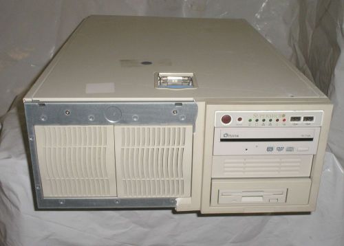 SuperMicro Computer w Plextor PX-716A