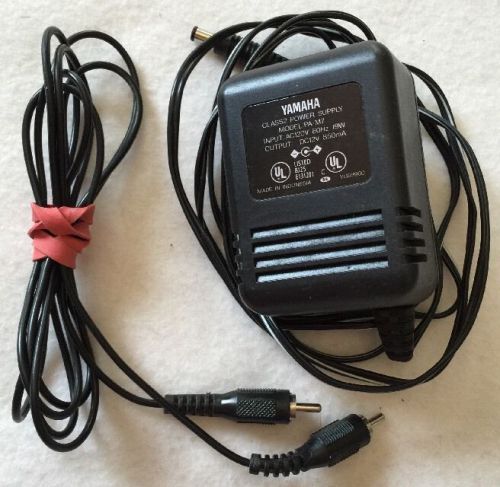 OEM Yamaha AC Adapter Power Supply PA-M7 12VDC 850mA W/ Audio Cable
