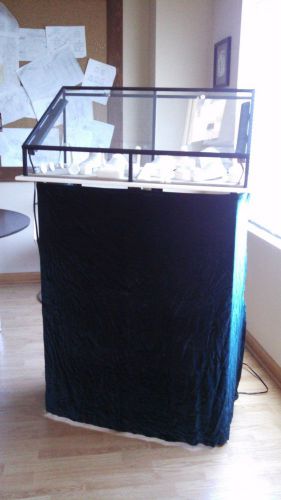 Jewelry Display Cases with Lights
