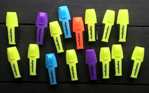Lot Of  16 Mini Highlighters