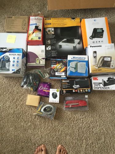 Wholesale Salvage Untested Return Lot With Free Shipping Phones,toys 40 + Items