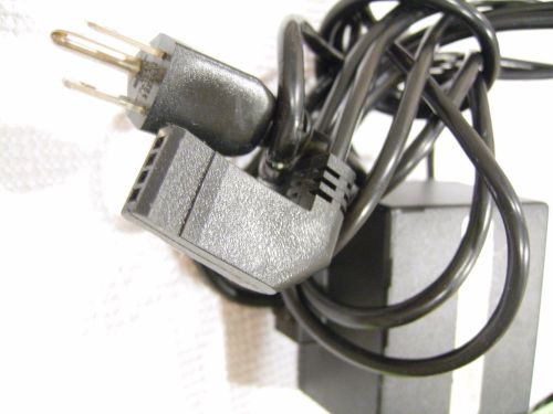 Hewlett Packard HP 17122B 10 V 2A AC Adapter POWER SUPPLY