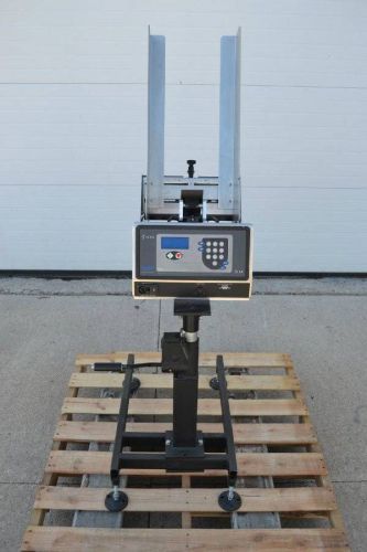 Streamfeeder ST1250 Batch Count Friction Feeder With Stand