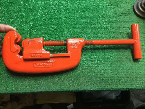 SEARS CRAFTSMAN PIPE CUTTER IN GOOD CONDITION, CUTS 1/2&#034; to 2&#034; pipe