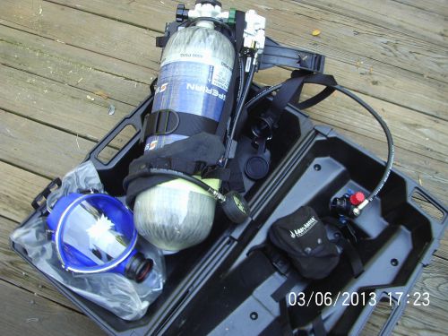 NEW S.C.B.A. SPERIAN 60 MIN  CARBON 4500 PSIG SELF CONTAINED BREATHING APPARATUS