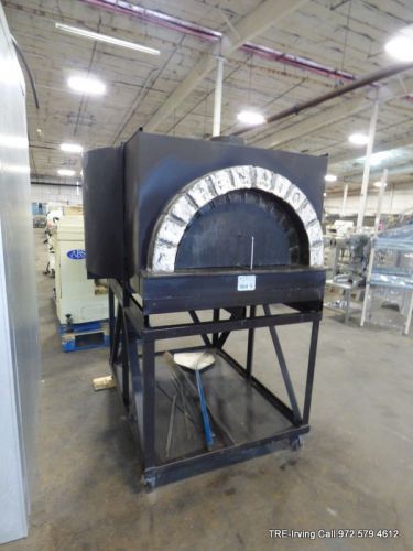 RENATO WOOD PIZZA OVEN ON STAND  MODEL AR 500 WOOD