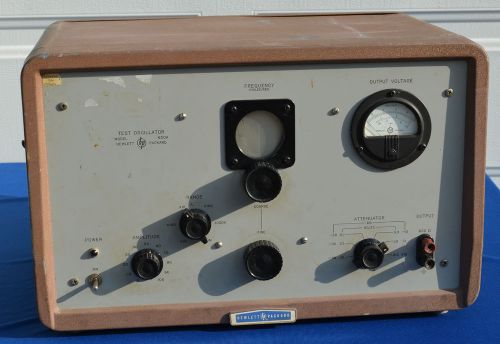 Vintage Hewlett Packard Test Oscillator Model 650A, Powers Up!!     (#955)