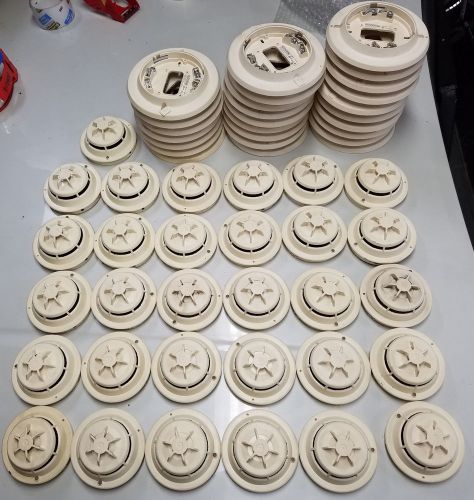 One lot of 31qty. Siemens FP-11 smoke detector and 26qty bases.