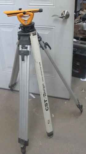 BERGER TRANSIT LEVEL MODEL 140BU IN CASE WITH TRIPOD AND TELESCOPING GRADING ROD
