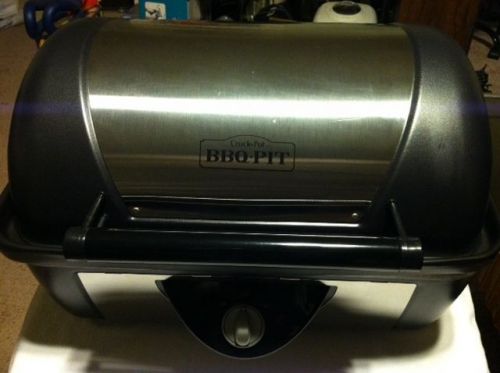CrockPot BBQ Pit Slow Cooker. NEW W/OUT BOX. Must Have for Summer Cookout #BB200