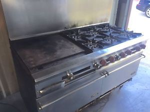 DCS COMMERCIAL RANGE 6 BURNER, 24&#034; GRIDDLE AND 2 OVENS